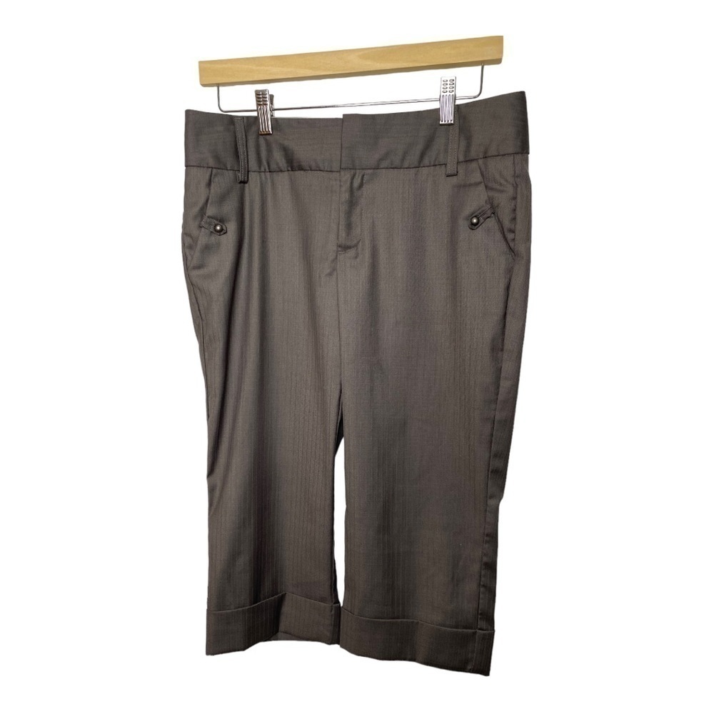 𝅺OLD Navy low waist stretch capri size 4